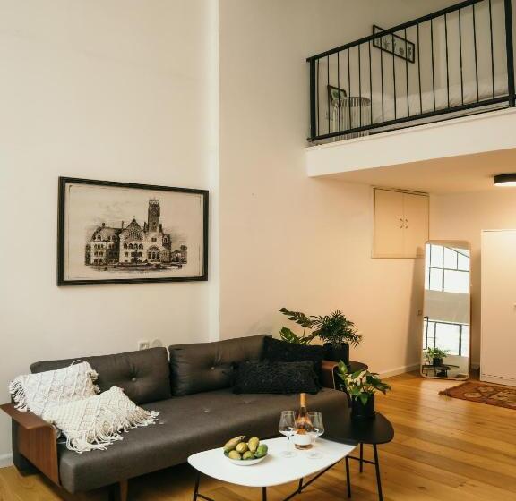 Deblox Living Alhambra Apartments