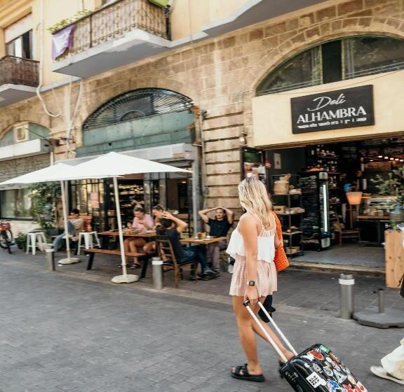 Deblox Living Alhambra Apartments