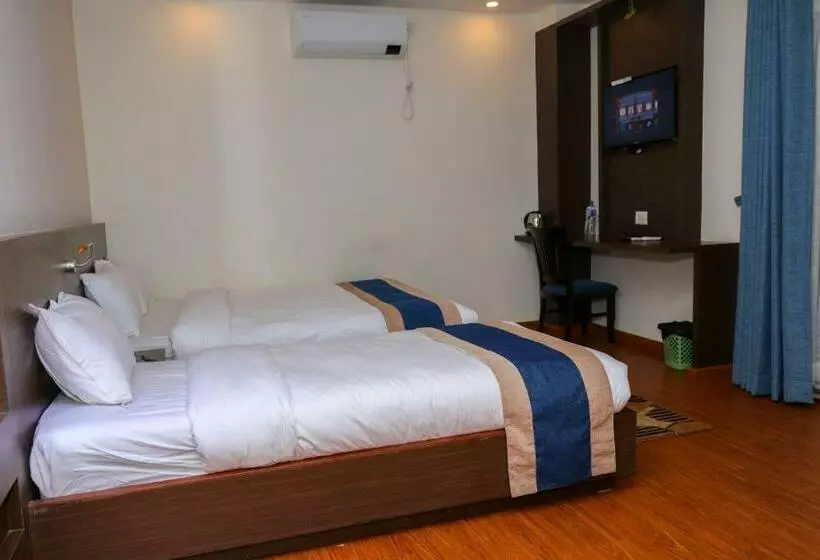 هتل Mega & Apartment