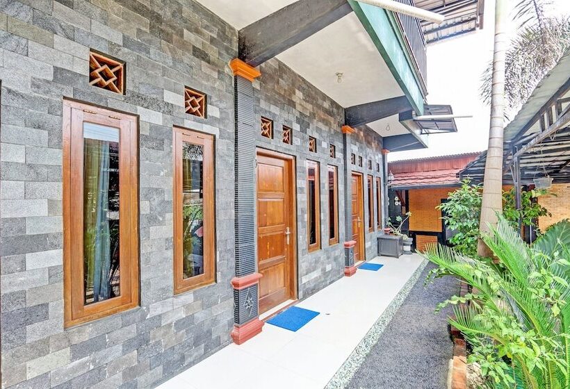 Hotel Spot On 91337 Pandu Homestay Klaten