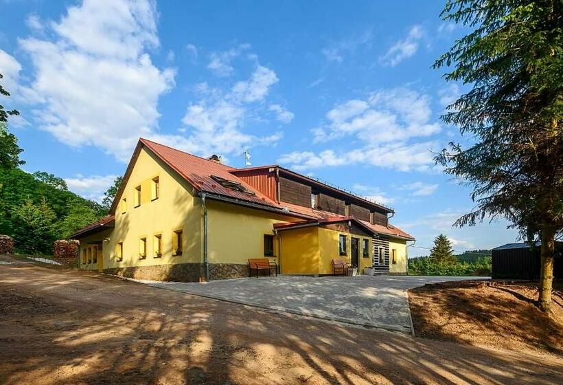 بنسيون Chalupa Křenov 62