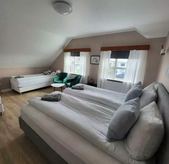 پانسیون Grindavik Guesthouse Self Check In & Out