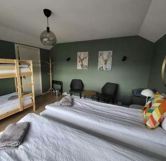 پانسیون Grindavik Guesthouse Self Check In & Out