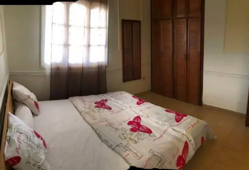 پانسیون Manoir Des Princesses Bafoussam