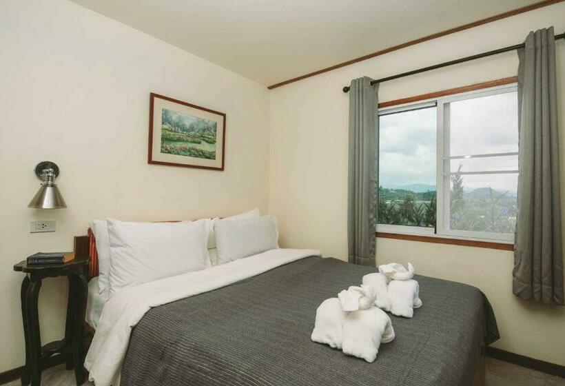 Bed and Breakfast Villa Mungkala   Colonial Villa