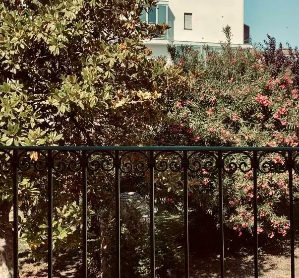 تختخواب و صبحانه Villa Verlengia