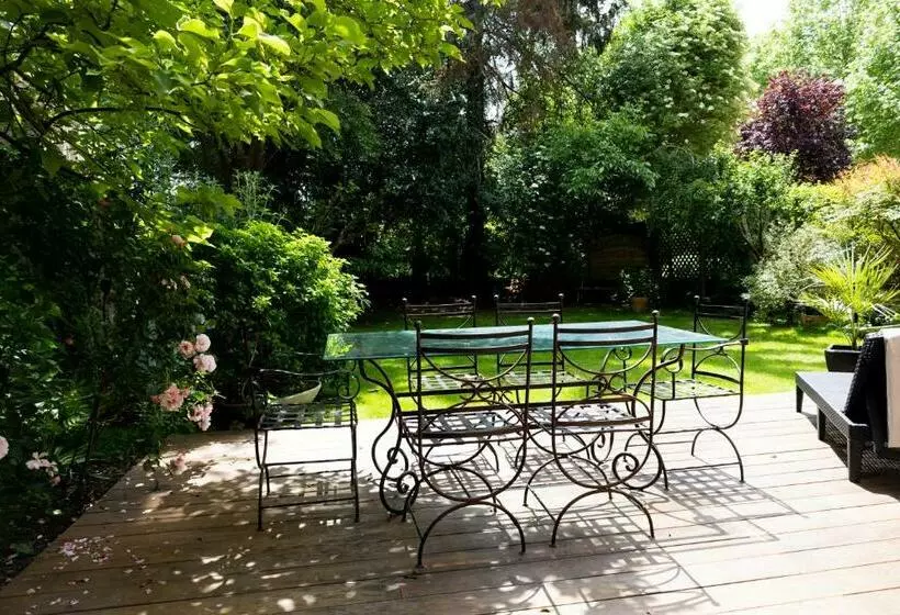 ペンション La Villa Mora Spa