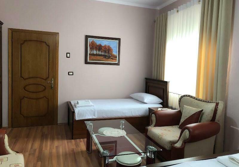 פנסיון Villa Garden