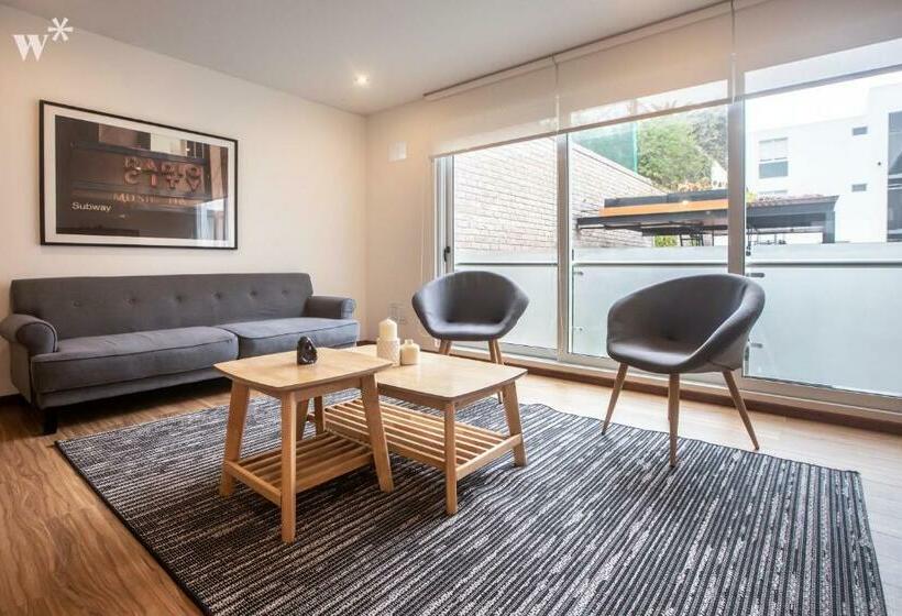 Stylish 2br With Lovely Patio In Barranco