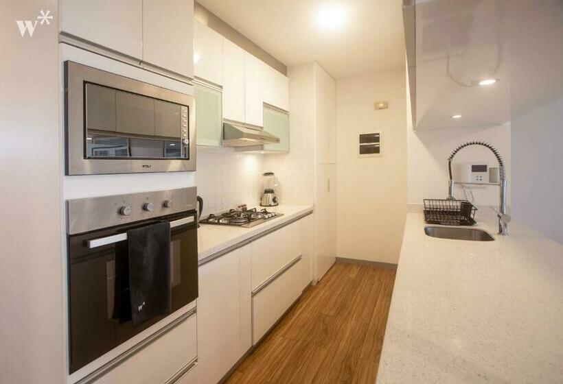 Stylish 2br With Lovely Patio In Barranco