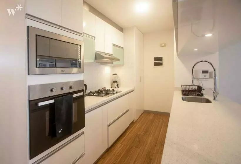Stylish 2br With Lovely Patio In Barranco