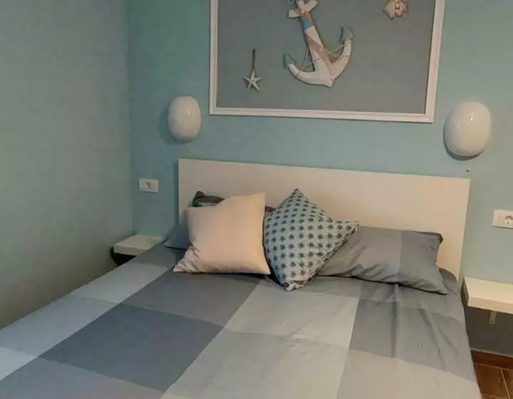تختخواب و صبحانه Mike S Rooms