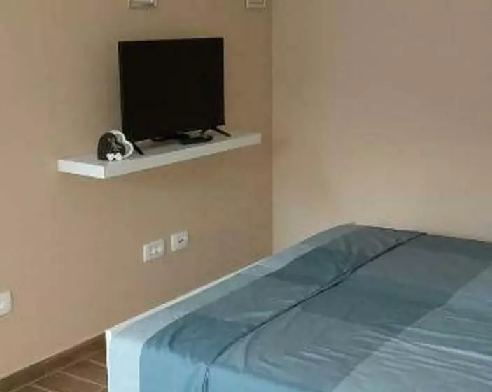 تختخواب و صبحانه Mike S Rooms