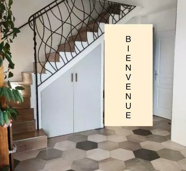 Aamiaismajoitus (B&B) Villa Zen Du Beausset