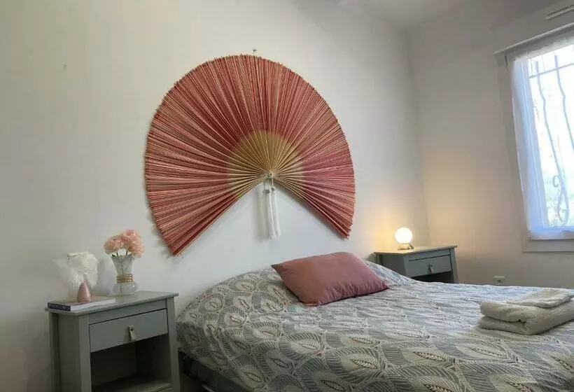 Aamiaismajoitus (B&B) Villa Zen Du Beausset