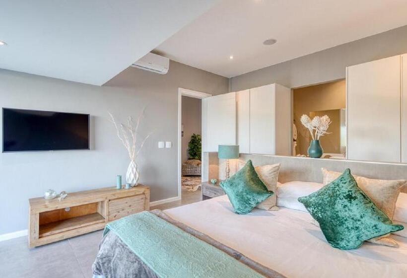 בית מלון כפרי Crown On The Heads