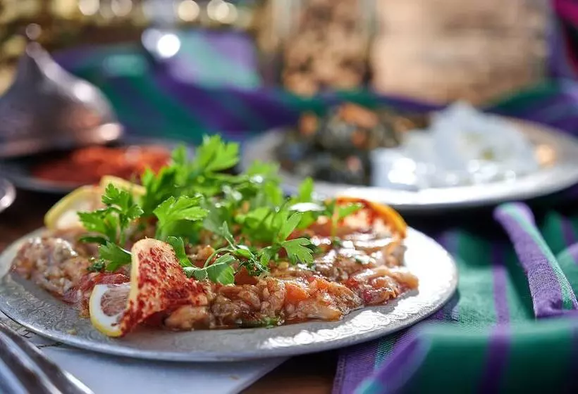 Bayazhan Hotel Ve Restaurant