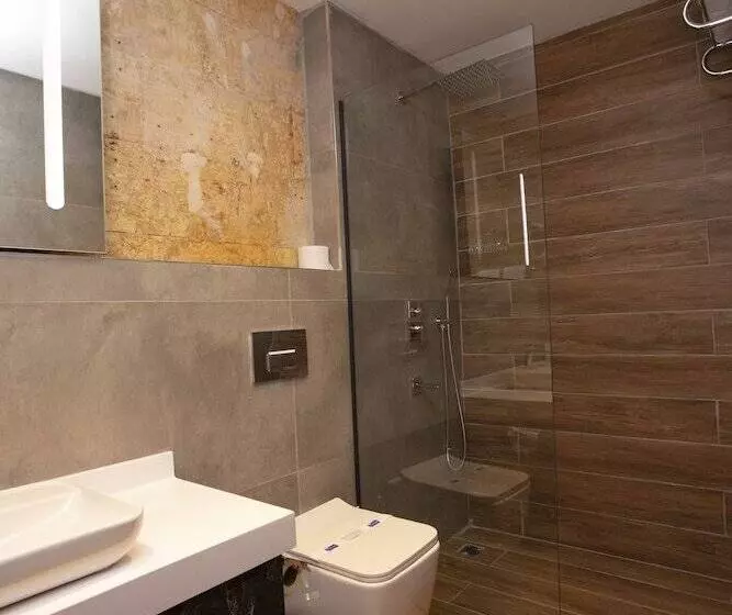 Bayazhan Hotel Ve Restaurant