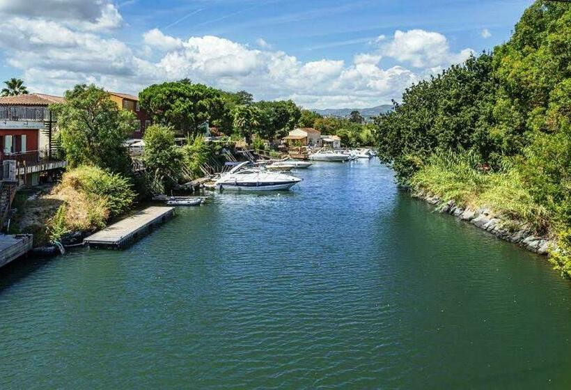 تختخواب و صبحانه Bellevue Hôtes Maison De Pêcheur
