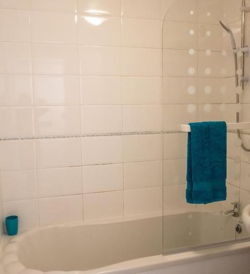 Cosy And Light Studio In A Quiet Area