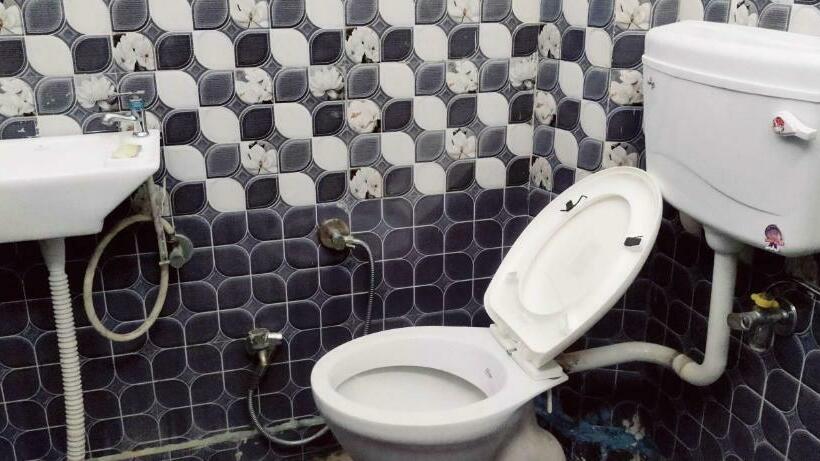 בית מלון כפרי Oyo 93311 Relax Inn Residency