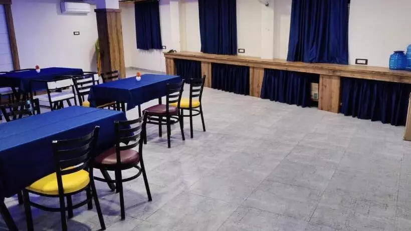 Hotelli Spot On 93593 Sailors Galley