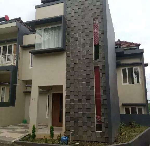 Villa Tsany Syari Ah D Batu