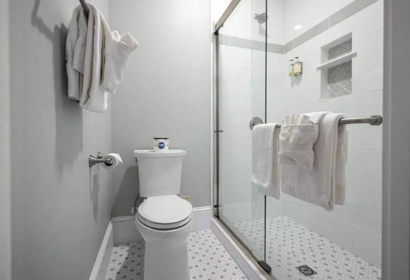 ホテル 1898 Waverly Inn