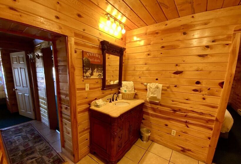 فندق Anglers Lodge