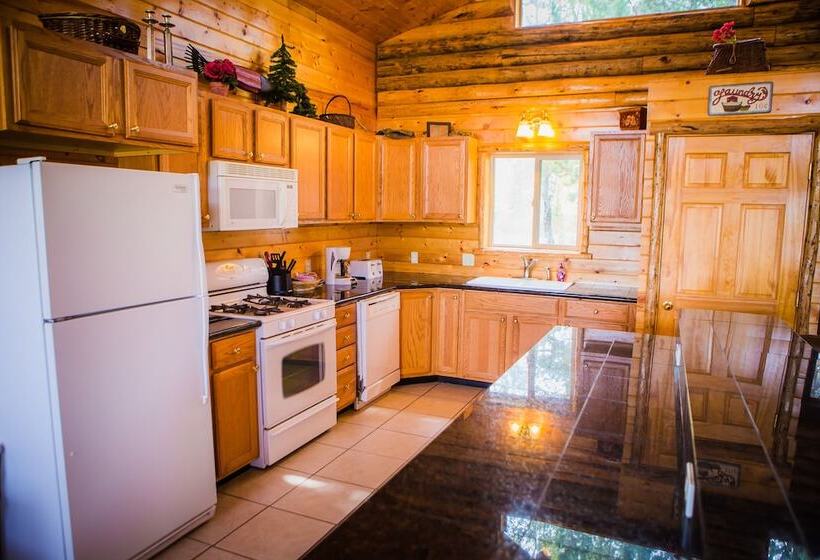 فندق Anglers Lodge