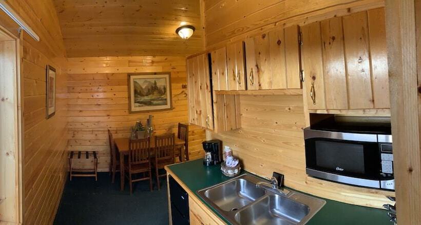 فندق Anglers Lodge