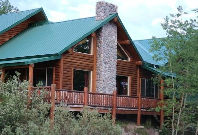 فندق Anglers Lodge