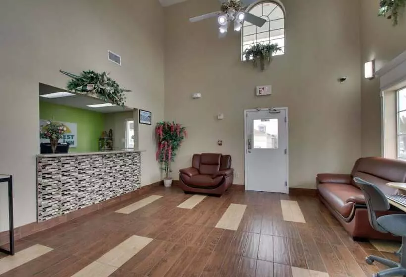 בית מלון כפרי Key West Inn  Millbrook