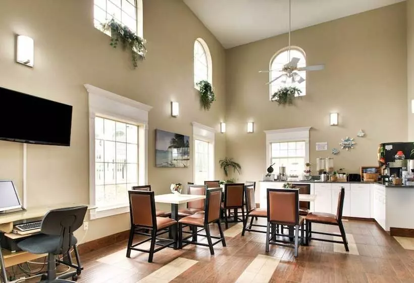 בית מלון כפרי Key West Inn  Millbrook