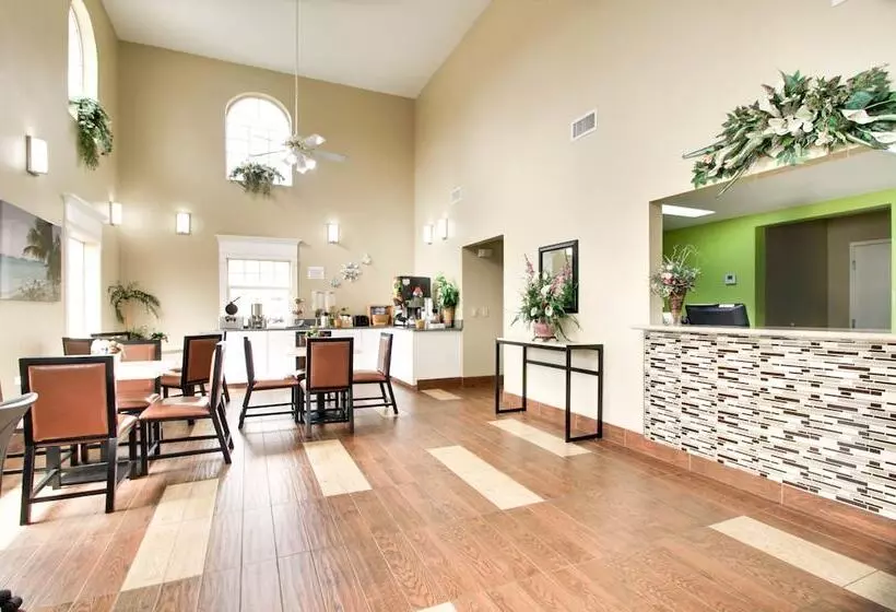 בית מלון כפרי Key West Inn  Millbrook