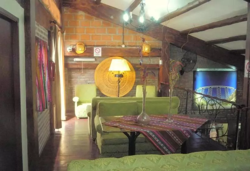 هتل Salta Por Siempre