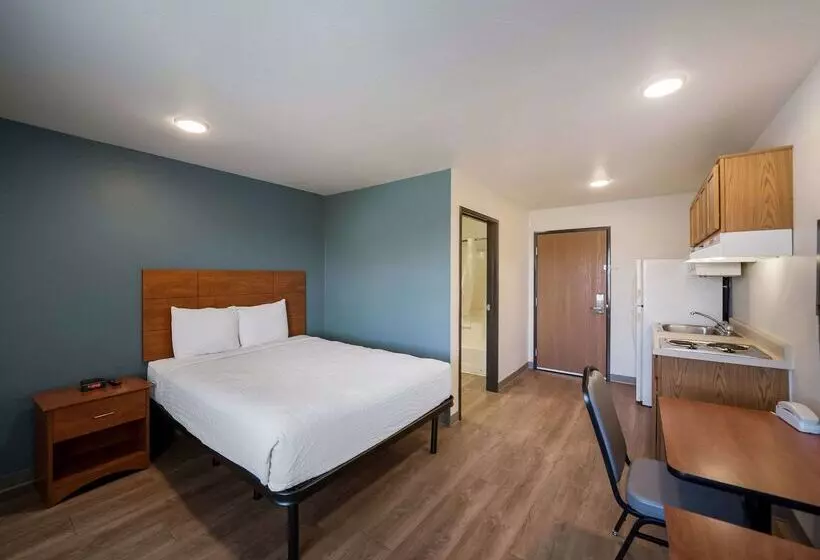 Отель Woodspring Suites Fort Worth Trophy Club