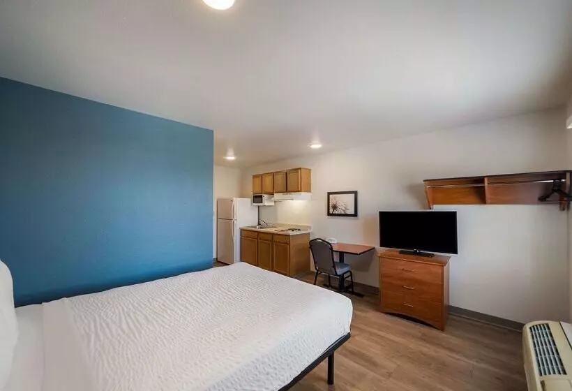 Отель Woodspring Suites Fort Worth Trophy Club