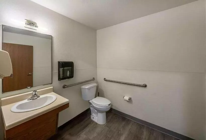 Отель Woodspring Suites Fort Worth Trophy Club