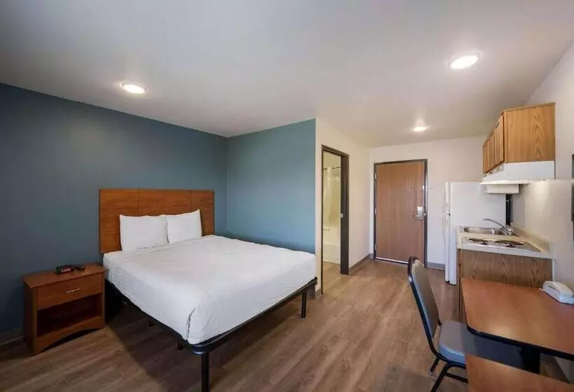 Отель Woodspring Suites Fort Worth Trophy Club