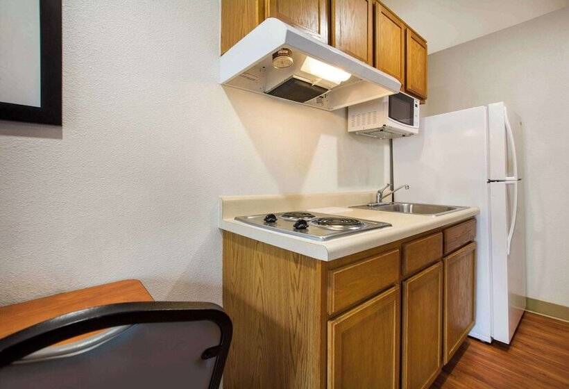 فندق Woodspring Suites Louisville Southeast