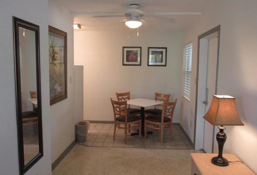 Sta N Pla Marina Resort