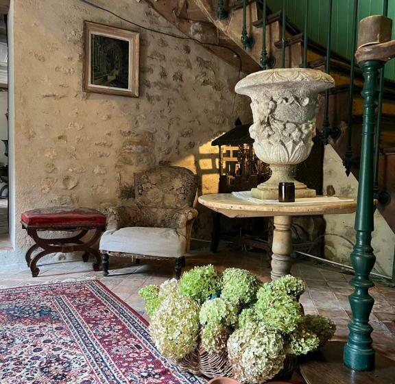 مبيت وإفطار La Roche