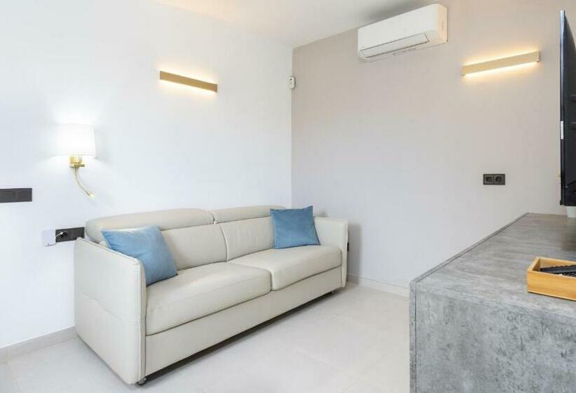 Wonderful Vacation Home Suites And Pool