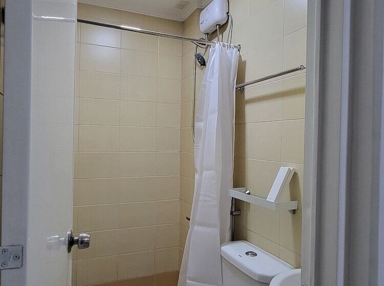 هاستل Urbanview At Evangelista Street Makati