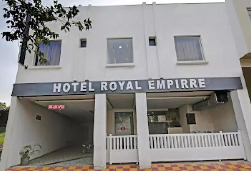 هتل Capital O 93663 Royal