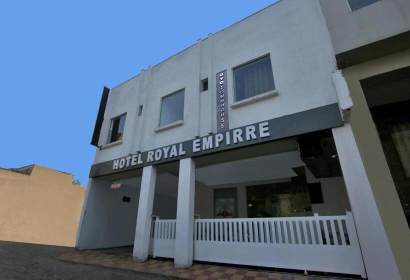 هتل Capital O 93663 Royal