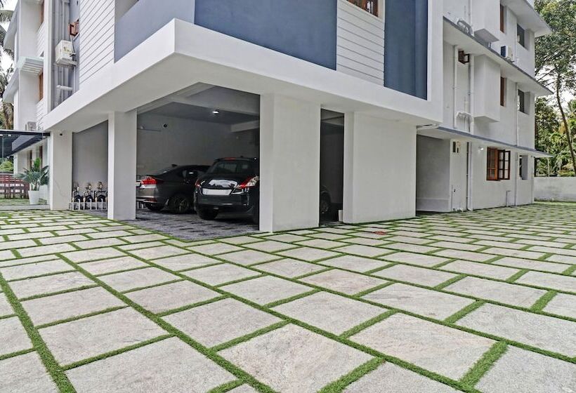 Itsy Hotels Palm Grove By D2v