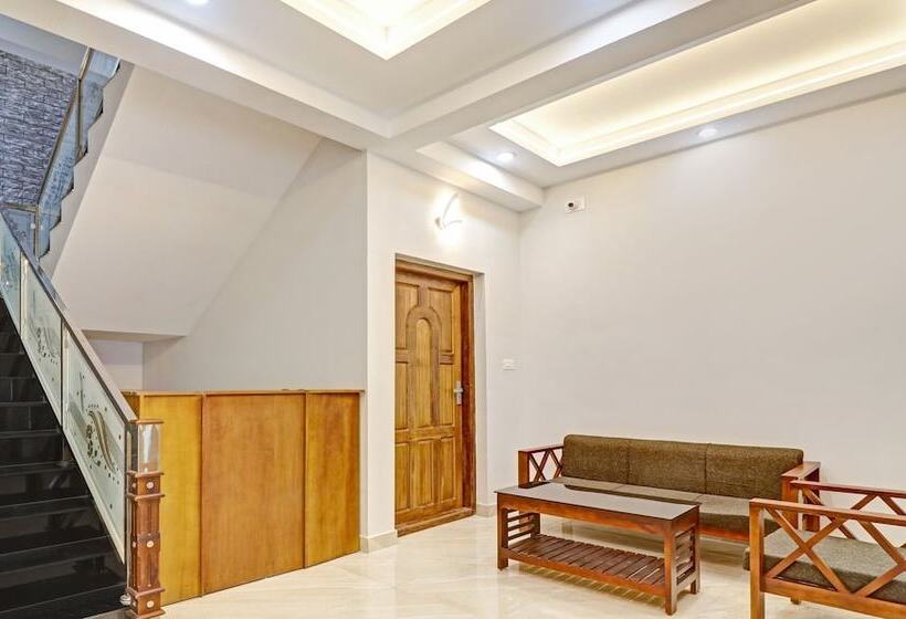 Itsy Hotels Palm Grove By D2v