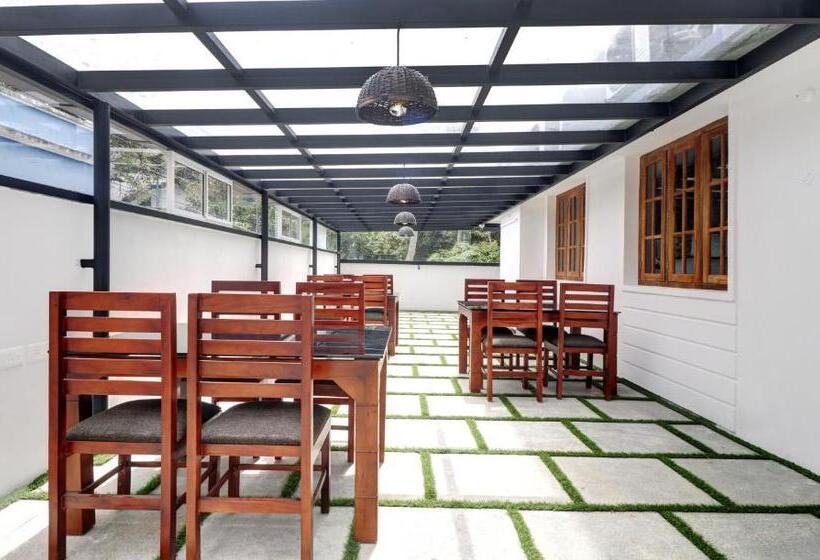 Itsy Hotels Palm Grove By D2v